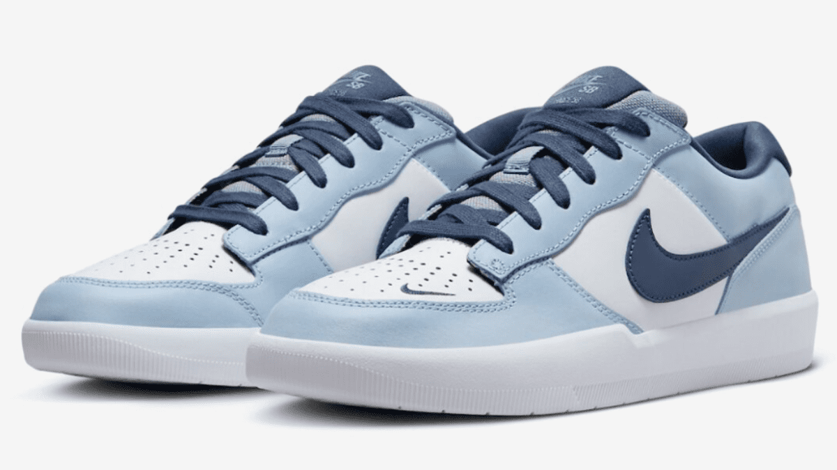 Nike blue sb best sale