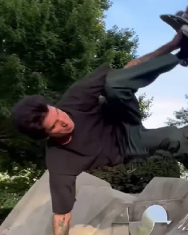 Is Lil Durk Wearing…a Skateboard?